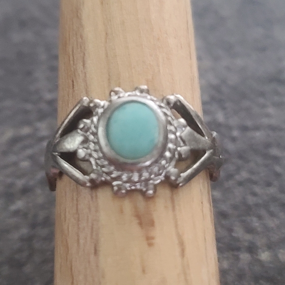 None Jewelry - Sterling Silver Ring with Turquoise Blue Stone Size 9